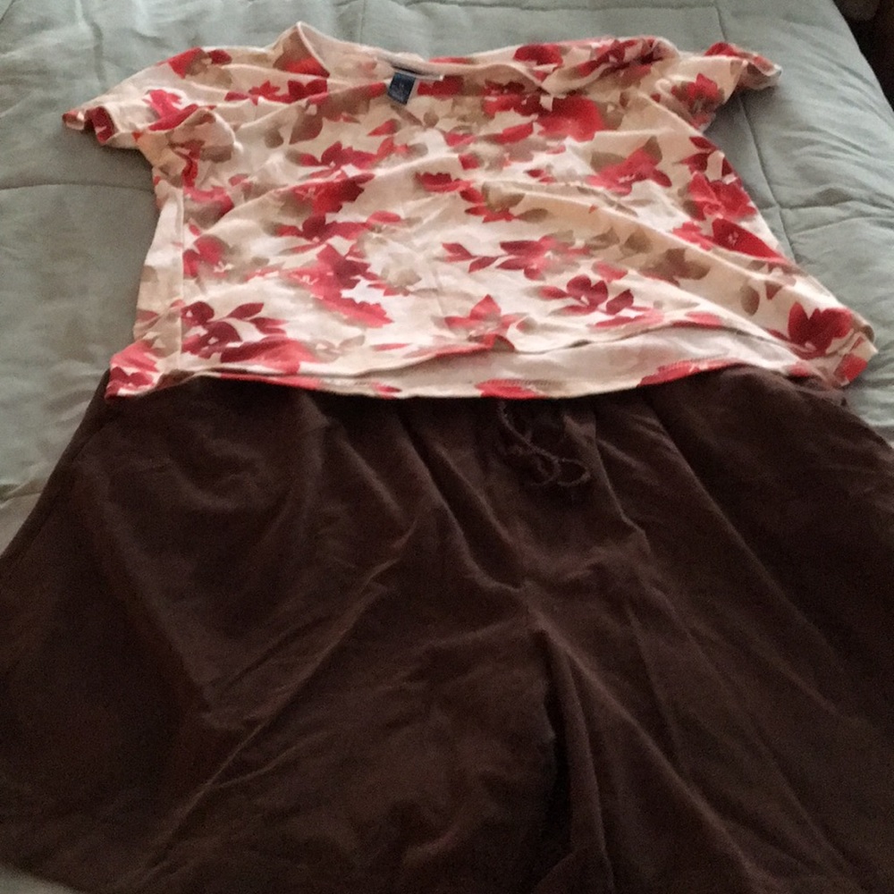 Shorts and top set